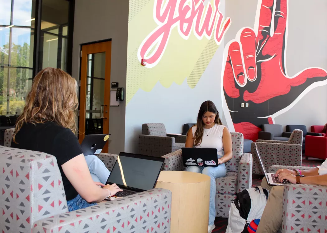 UofL Undergraduate Admissions Photoshoot Photos, UofL Undergraduate Admissions Photoshoot Photos